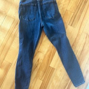 Good American Good Legs dark blue wash Size 10